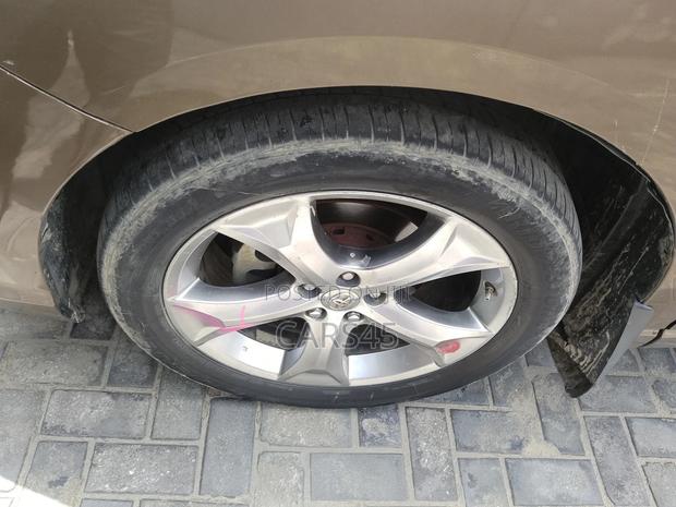 Toyota Venza 2009 Brown