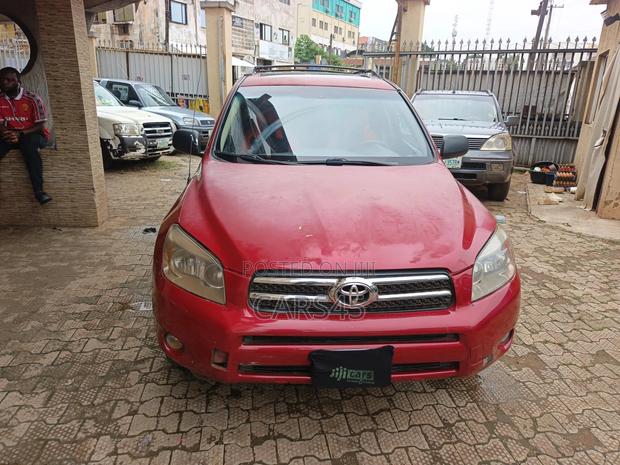 Toyota RAV4 2008 Red