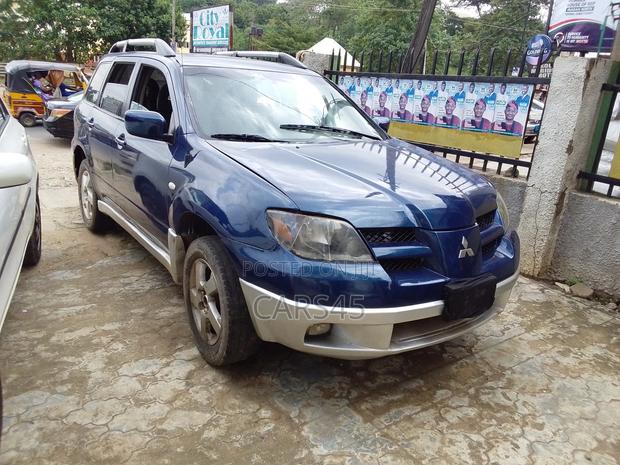 Mitsubishi Outlander 2003 Blue