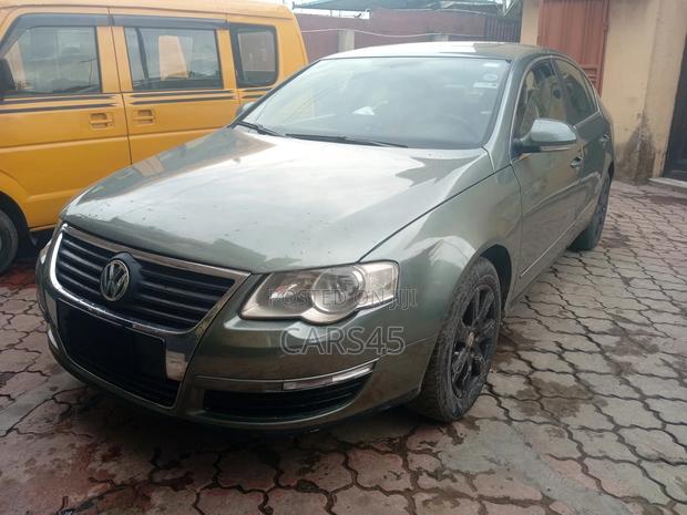 Volkswagen Passat 2006 Green