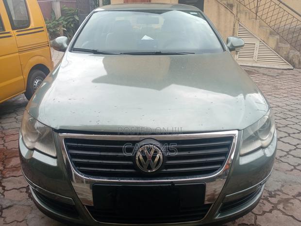 Volkswagen Passat 2006 Green