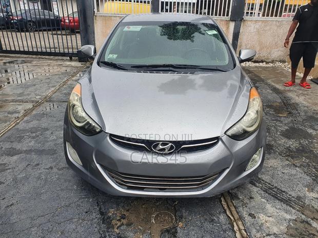 Hyundai Elantra 2011 Gray