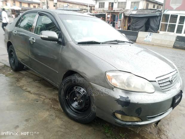 Toyota Corolla 2007 Gray