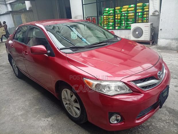 Toyota Corolla 2009 Red