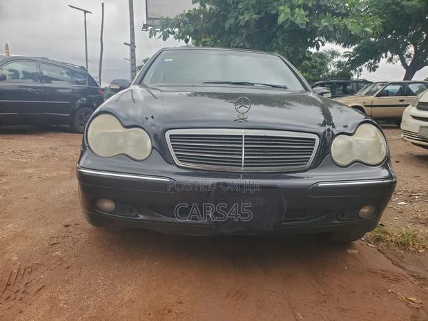Mercedes-Benz C240 2.6 4MATIC AWD 2002 Black