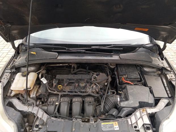 Ford Focus 2014 Gray