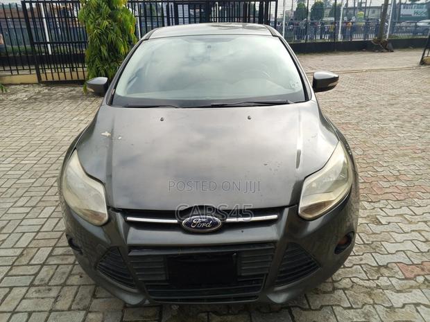 Ford Focus 2014 Gray