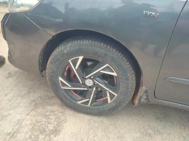 Toyota Corolla 2008 Gray