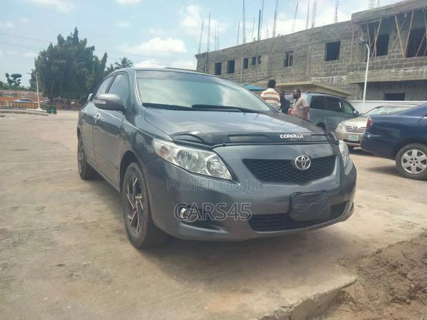 Toyota Corolla 2008 Gray