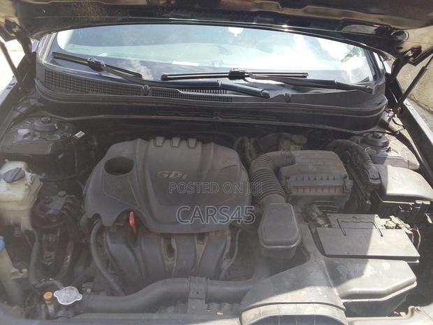 Hyundai Sonata 2012 Black