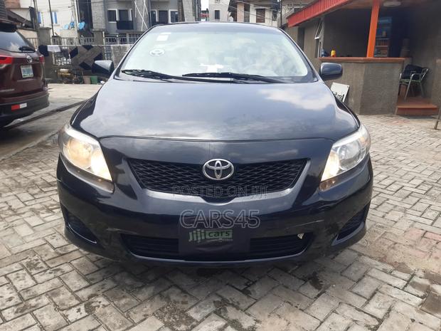 Toyota Corolla 2009 Black