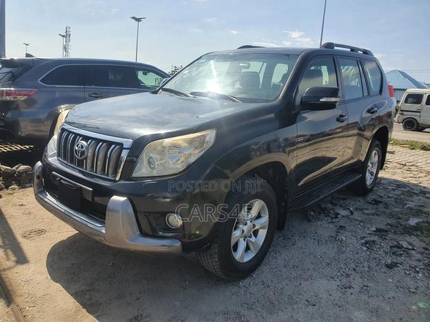 Toyota Land Cruiser Prado 2011 Black