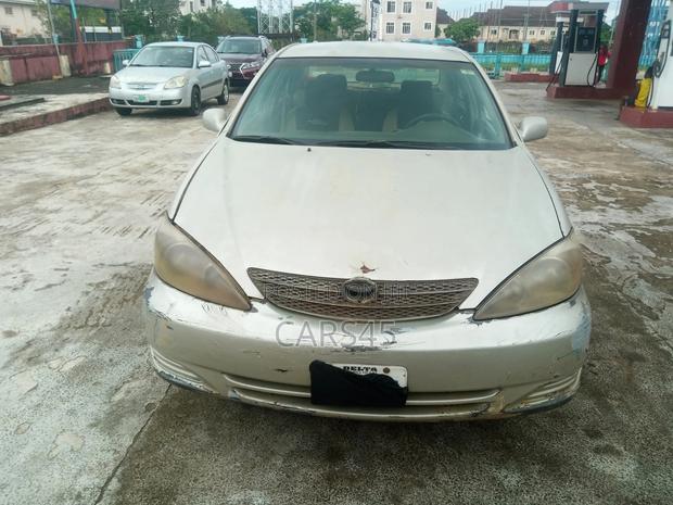 Toyota Camry 2003 Ivory