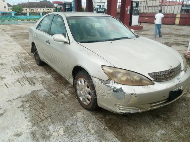 Toyota Camry 2003 Ivory