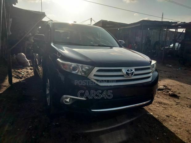 Toyota Highlander 2011 Burgandy
