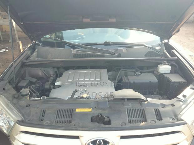 Toyota Highlander 2011 Burgandy