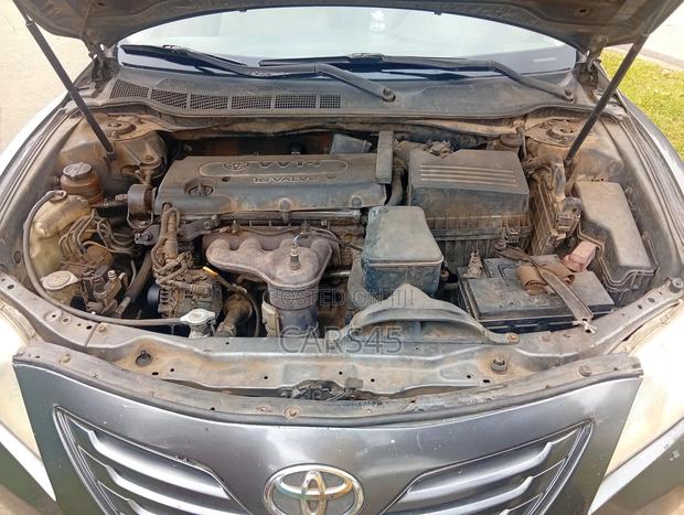 Toyota Camry 2008 Gray