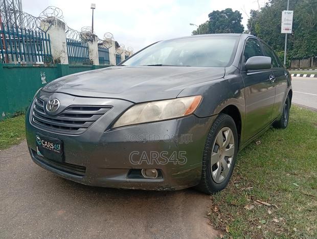 Toyota Camry 2008 Gray