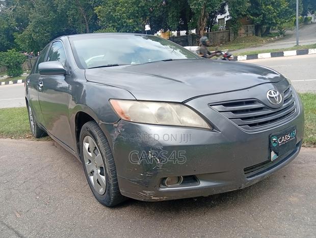 Toyota Camry 2008 Gray