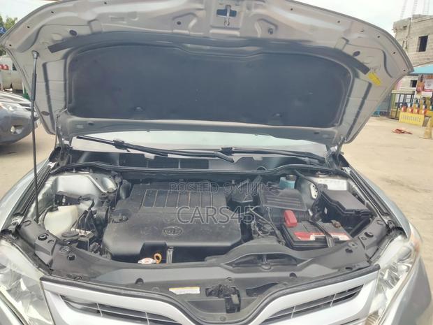 Toyota Venza 2016 Silver