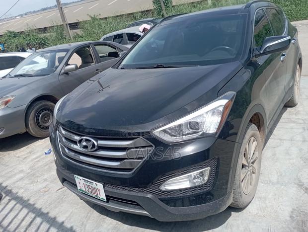 Hyundai Santa Fe 2014 Black