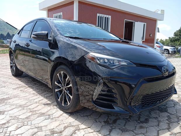 Toyota Corolla 2018 Black