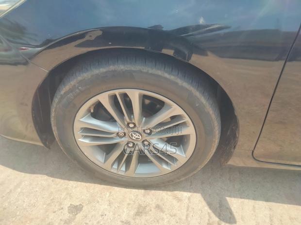 Toyota Camry 2017 Black