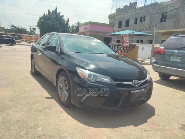 Toyota Camry 2017 Black