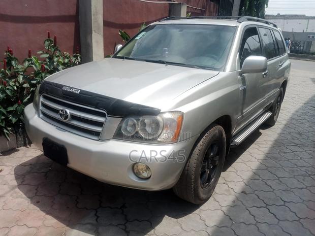 Toyota Highlander 2002 Silver