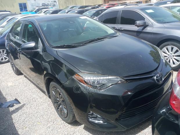 Toyota Corolla 2017 Black
