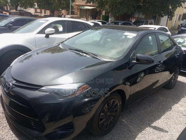 Toyota Corolla 2017 Black