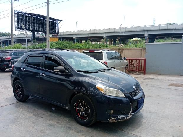 Toyota Matrix 2010 Blue