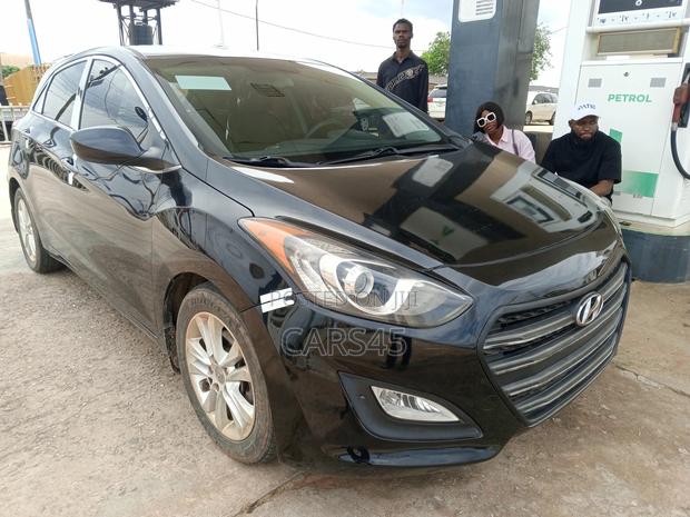 Hyundai Elantra 2013 Black