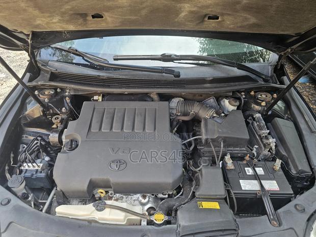 Toyota Avalon XLE Touring Sedan FWD (3.5L 6cyl 6A) 2013 Black