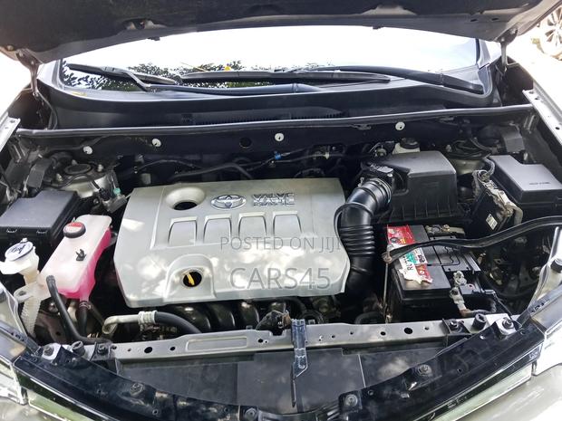 Toyota RAV4 2016 Gray