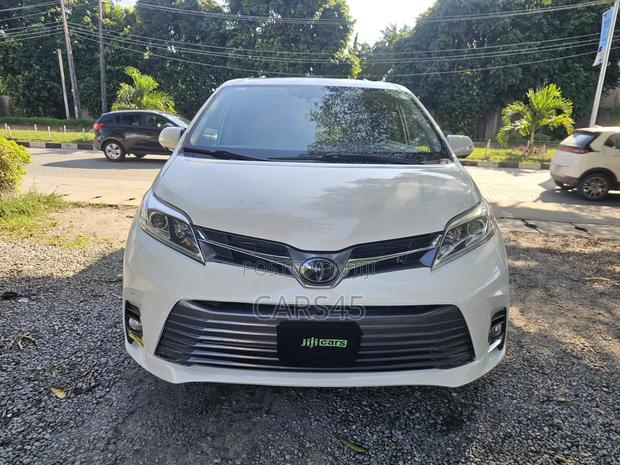 Toyota Sienna Limited Premium AWD 2020 White