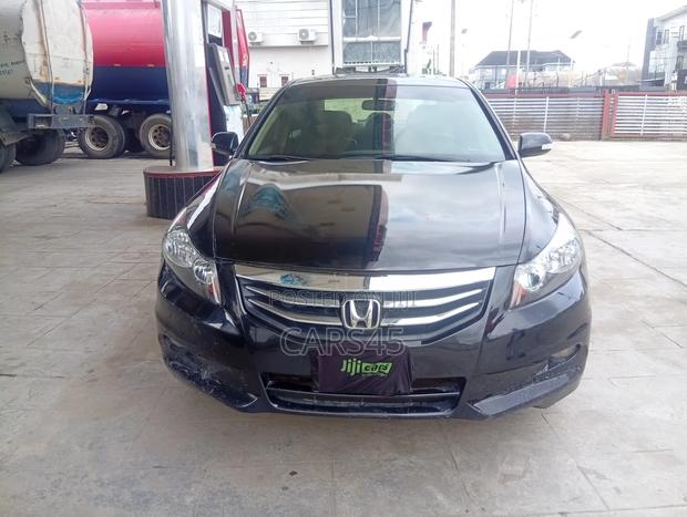 Honda Accord 2010 Black