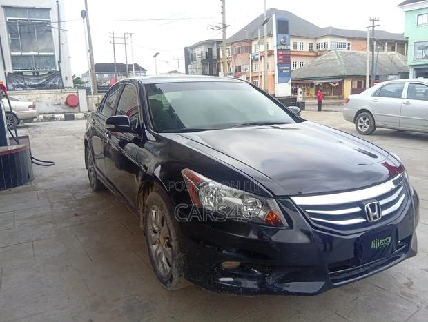 Honda Accord 2010 Black