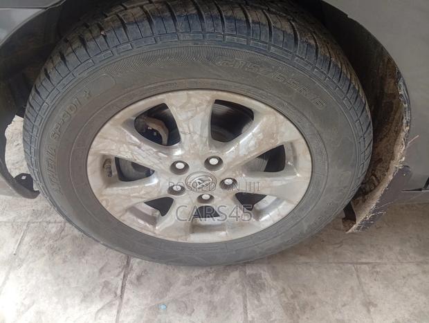 Toyota Camry 2011 Gray