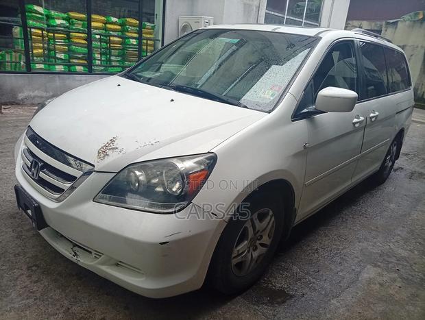 Honda Odyssey 2007 White