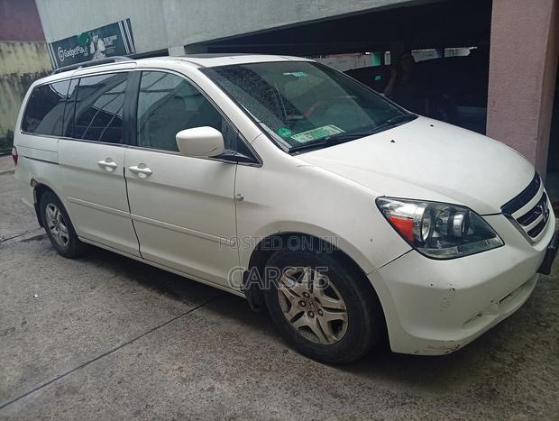 Honda Odyssey 2007 White