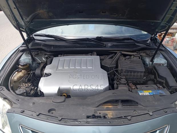 Toyota Camry 2008 Gray