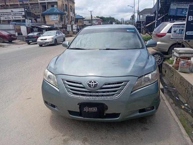 Toyota Camry 2008 Gray