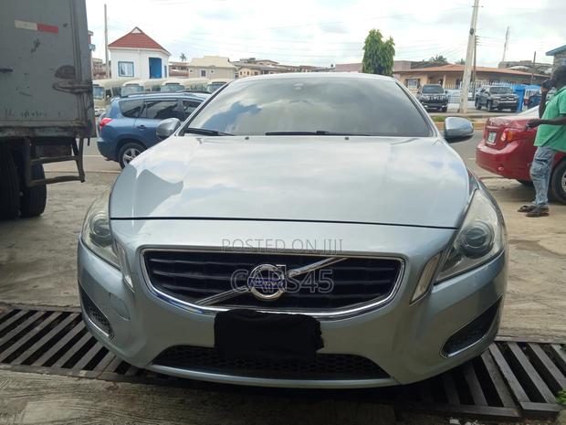 Volvo S60 2013 Silver
