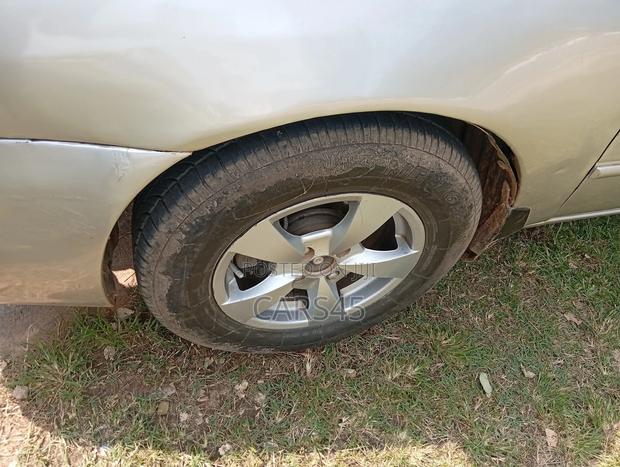Toyota Corolla 2002 Silver