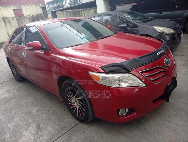 Toyota Camry 2010 Red
