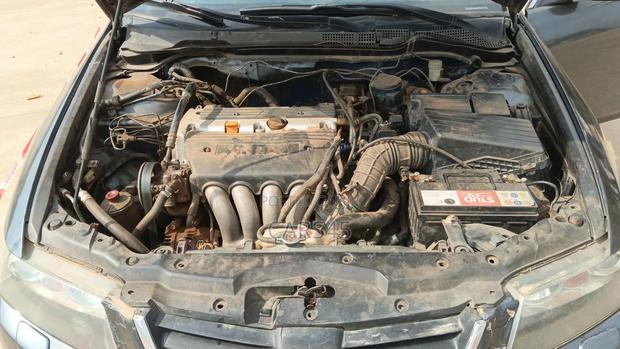 Honda Accord 2005 Black