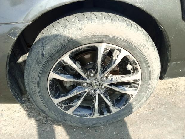 Toyota Corolla 2006 Gray