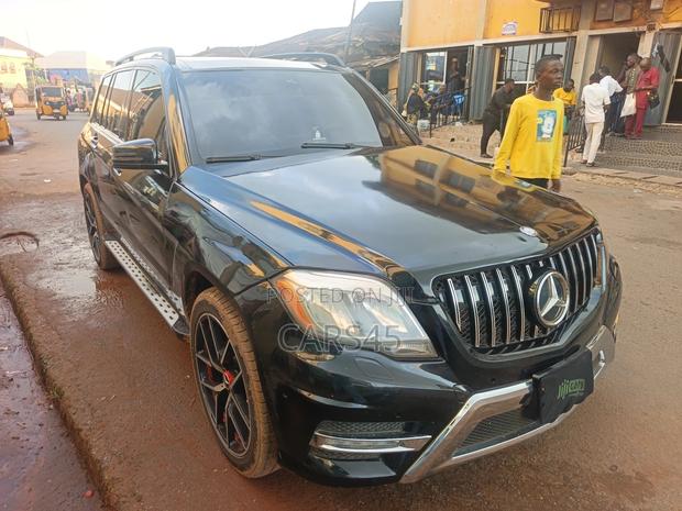 Mercedes-Benz GLK-Class 2011 Black