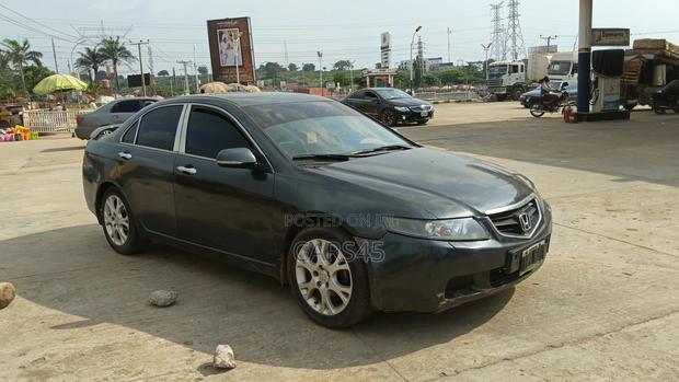 Honda Accord 2005 Black